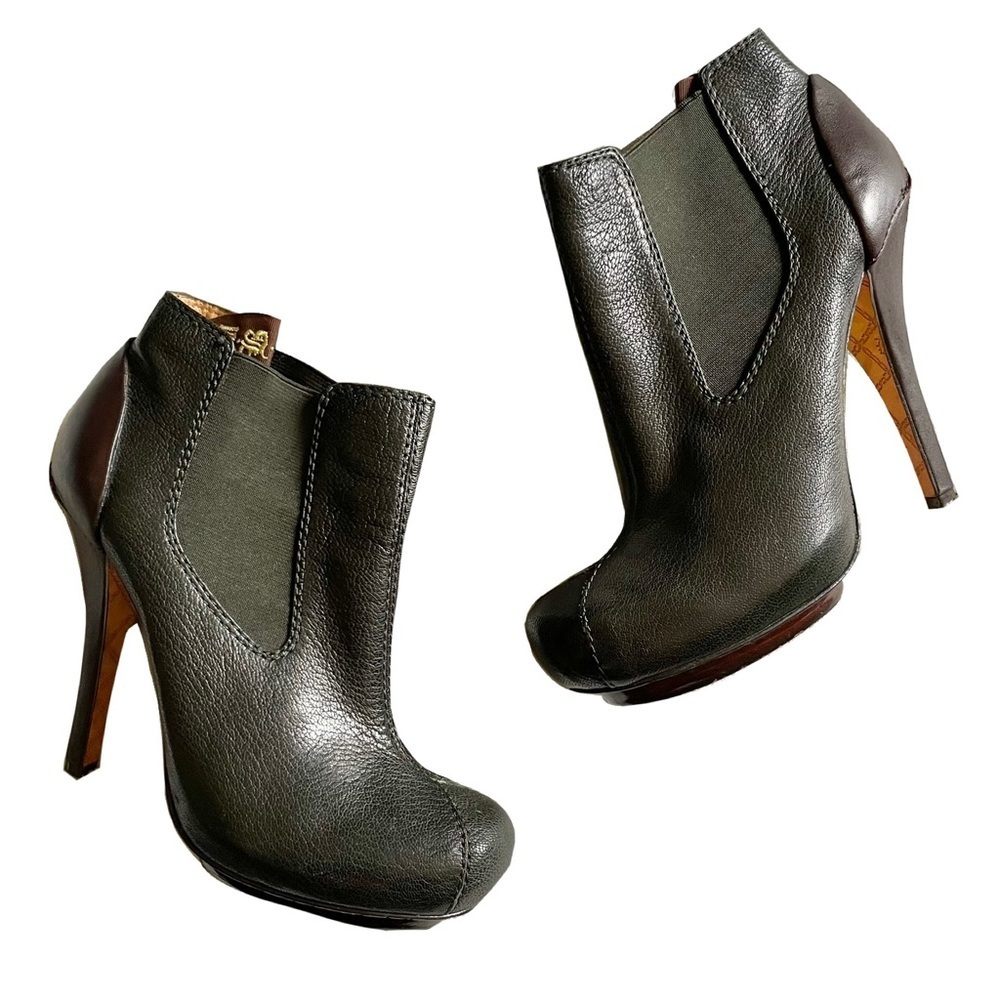 L.A.M.B. By Gwen Stephanie Black Leather Platform Ankle Bootie 7